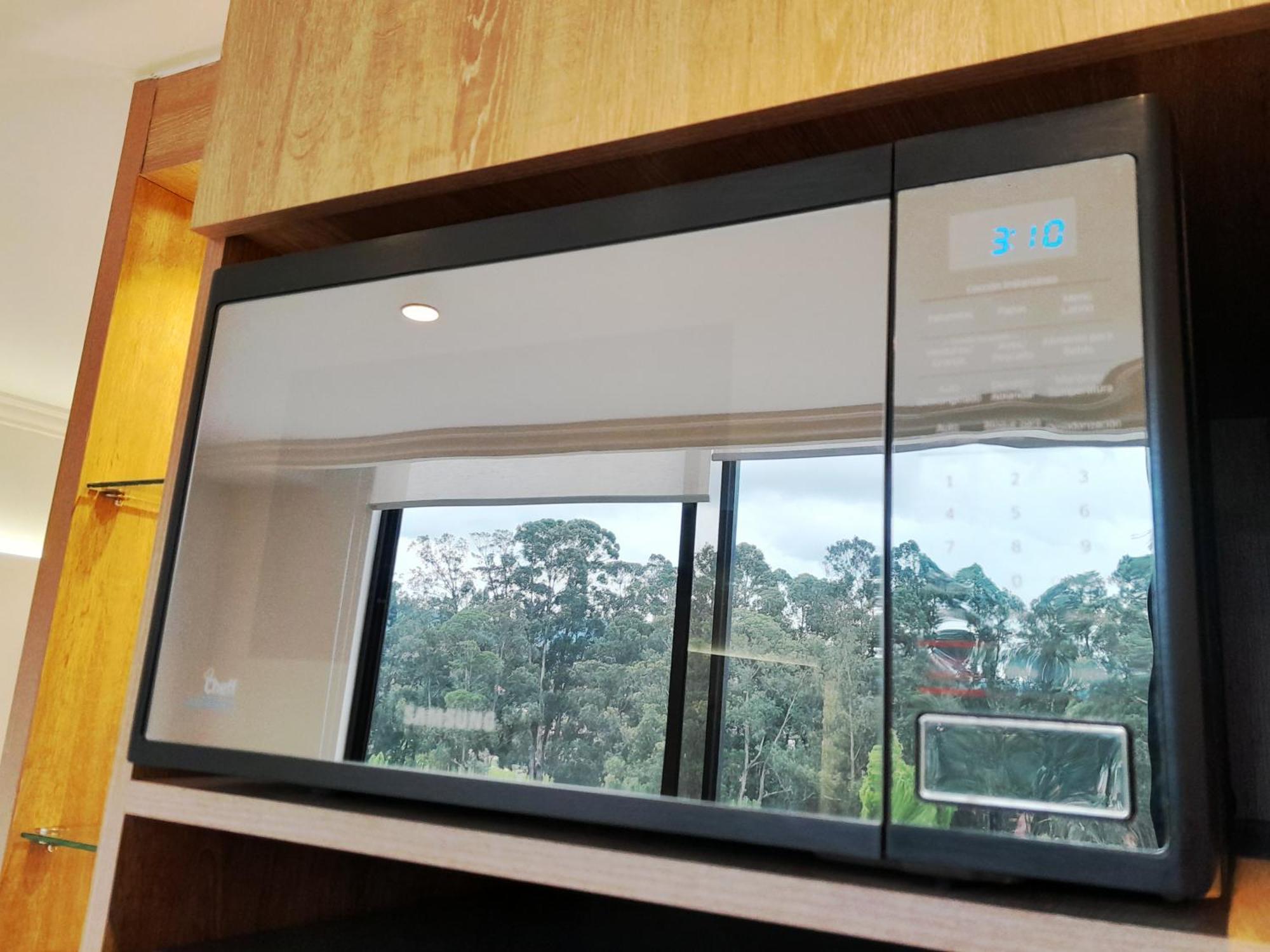 Elegante Suite Privada En Cuenca - Parqueo Incluido Luaran gambar